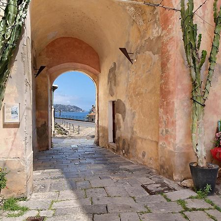 Casa Elena Apartment Bordighera Luaran gambar